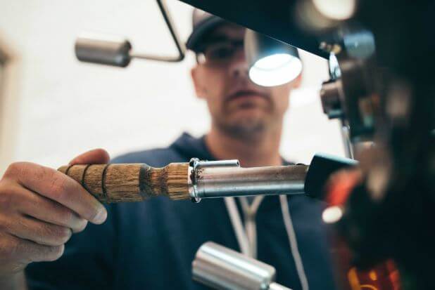 기름값 내리면 내 지갑에 얼마나 돌아올까 — 경유차 타면서 직접 계산해봤어요